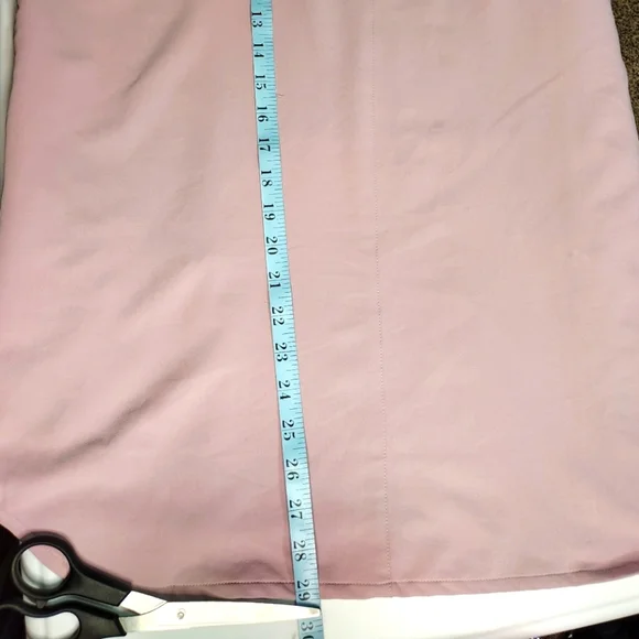 Movement by Butter Soft Mintaka scrub top, shirt collar, size L,mauve pink. - Picture 15 of 17